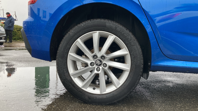 Skoda Kamiq 1.0 TSI 95 SE Edition 5dr Petrol Hatchback